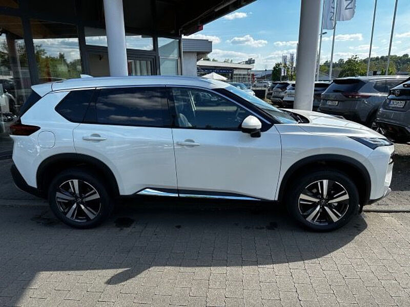 Nissan X-Trail 1.5 VC-T MHEV 163 PS Xtronic Tekna 5 Sitze