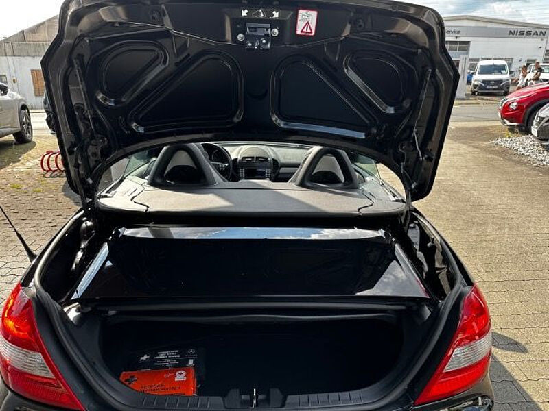 Mercedes-Benz SLK 200 Kompressor 1.8 Cabrio 163PS AIRSCARF