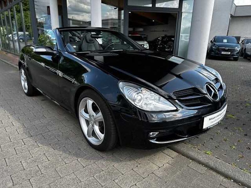 Mercedes-Benz SLK 200 Kompressor 1.8 Cabrio 163PS AIRSCARF