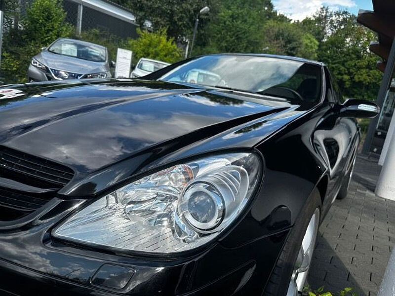 Mercedes-Benz SLK 200 Kompressor 1.8 Cabrio 163PS AIRSCARF