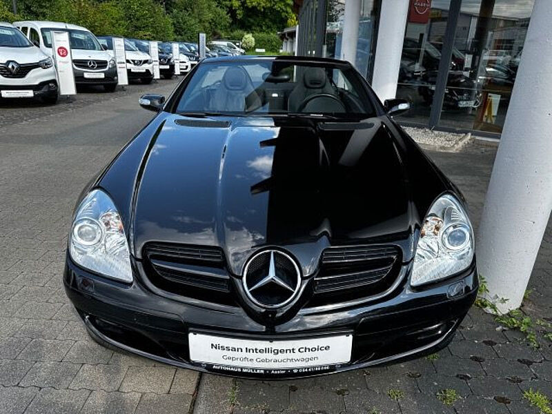 Mercedes-Benz SLK 200 Kompressor 1.8 Cabrio 163PS AIRSCARF