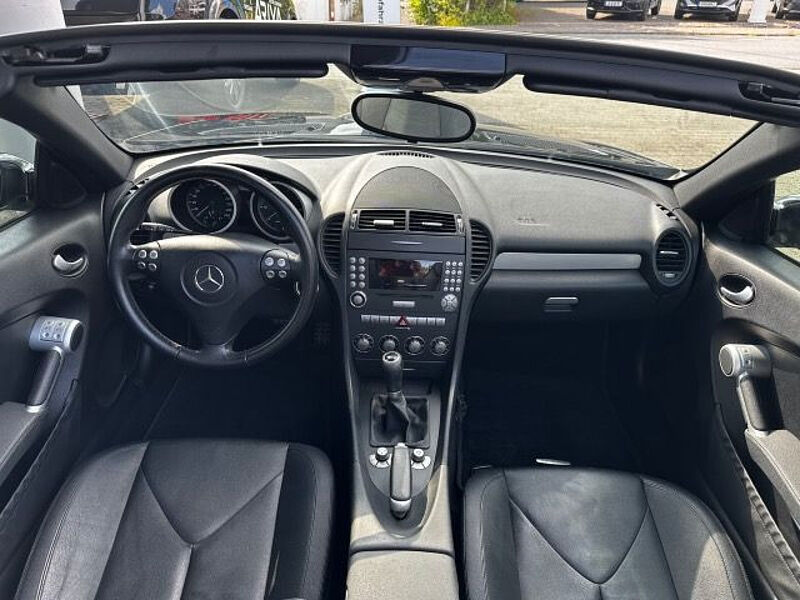 Mercedes-Benz SLK 200 Kompressor 1.8 Cabrio 163PS AIRSCARF