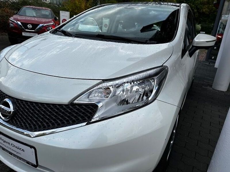 Nissan Note / E12 Acenta 1,2l Benzin 80PS Glasdach Komfort Plus