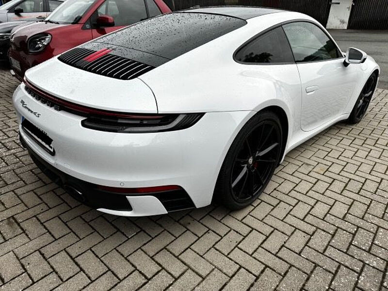 Porsche 911 Carrera 4S Vollausstattung Service NEU