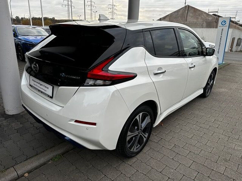 Nissan Leaf 62kWh e+Tekna NAVI 360° Kamera Propilot LED