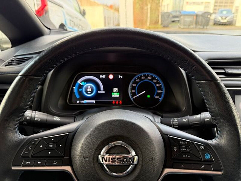 Nissan Leaf 62kWh e+Tekna NAVI 360° Kamera Propilot LED